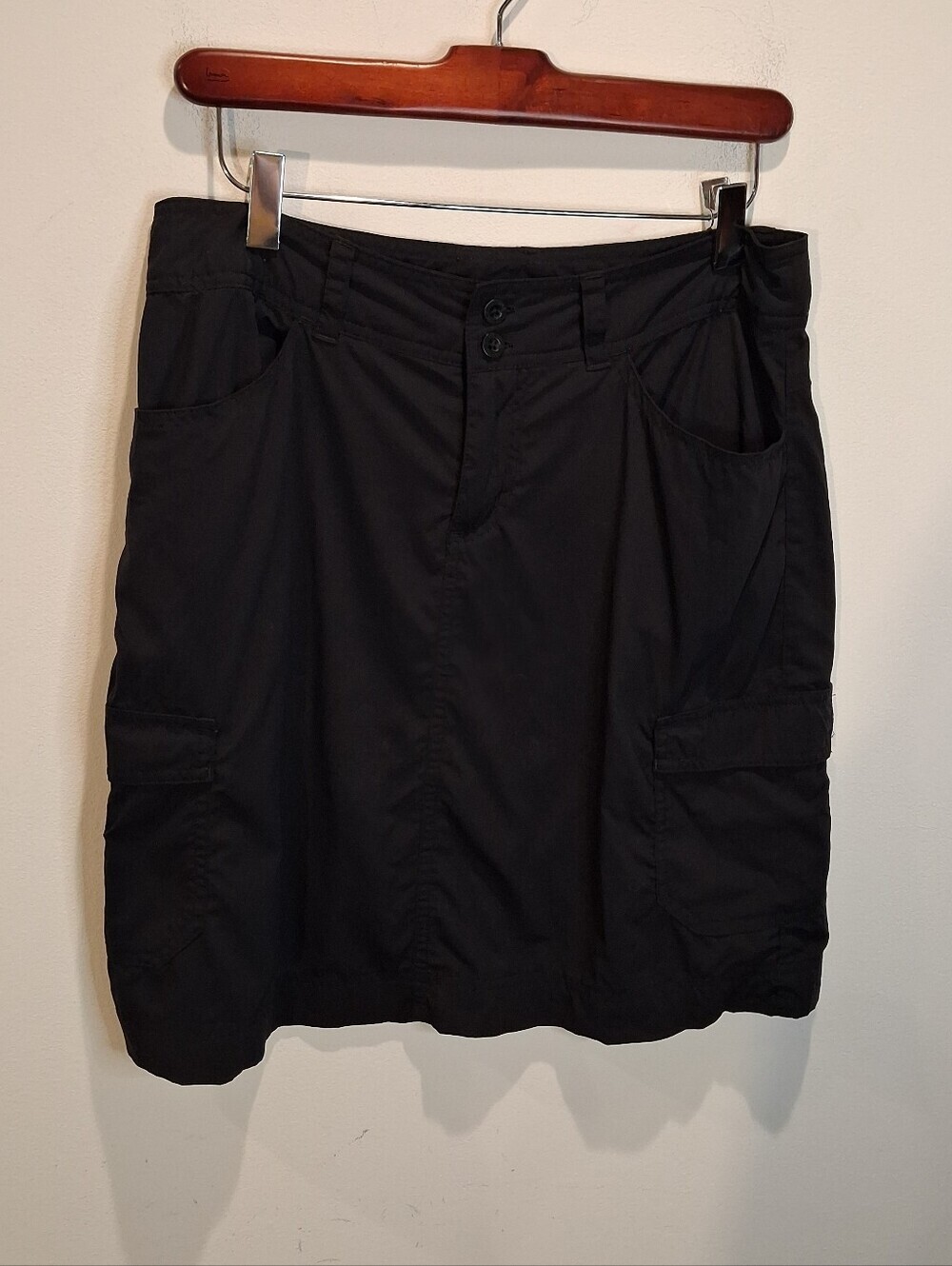 Patagonia Size 4 Black Lightweight Sporty Skirt Flawed Gorpcore